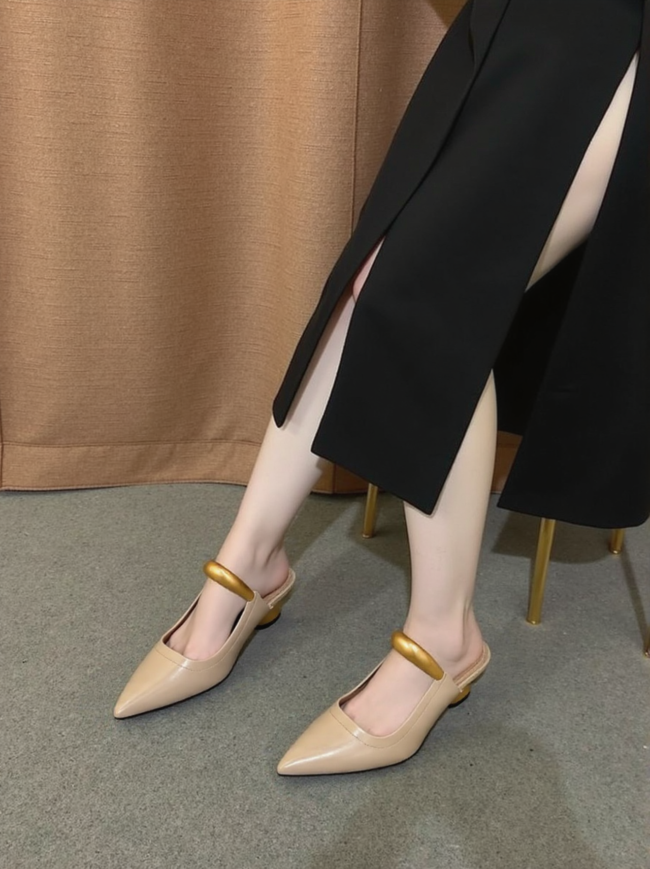 Helena ピアス付きミュール - カーキ色