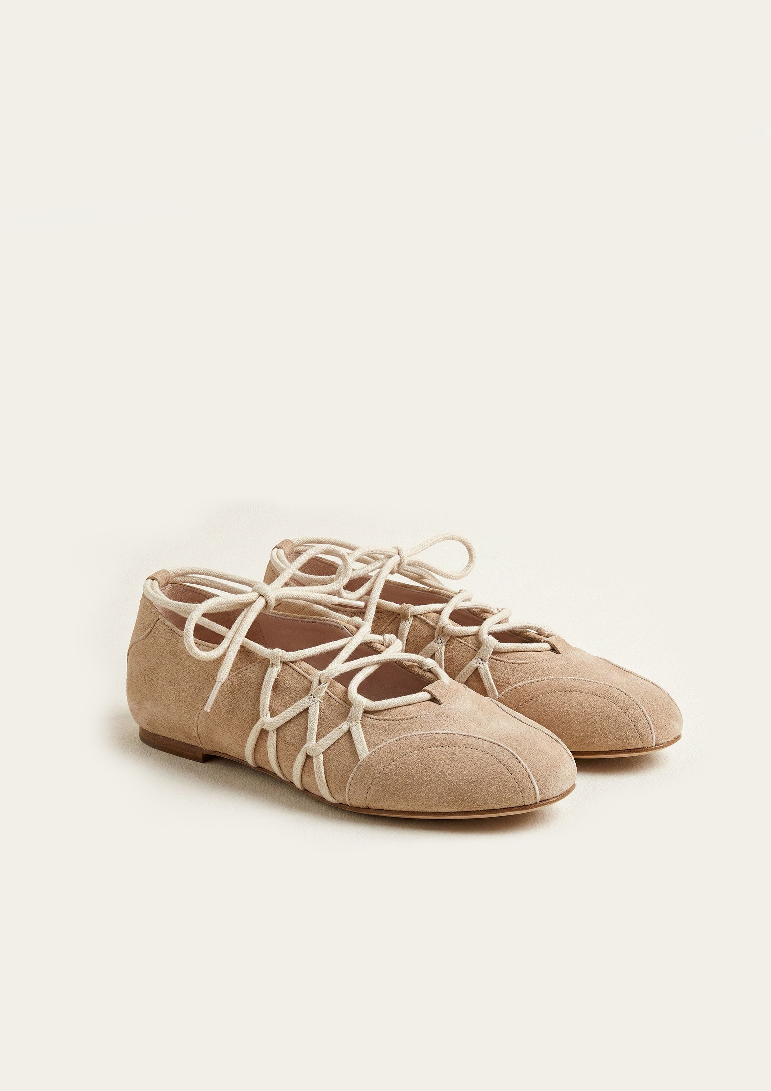 Flats - JW PEI Japan Official