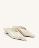 Helena ウーブンテクスチャード ポインテッドトゥ ミュール - ベージュ