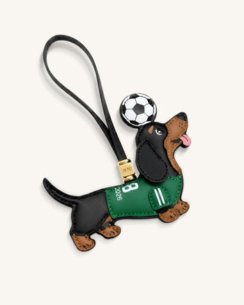 ワールドカップ ダックスフンド サッカー ジャージ バッグチャーム - グリーン