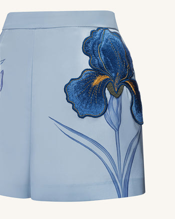 Iris 刺繍入りテーラードショートパンツ - ライトブルー