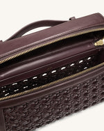 Thea ラージ編み込みトップハンドルバッグ - ダークレッド