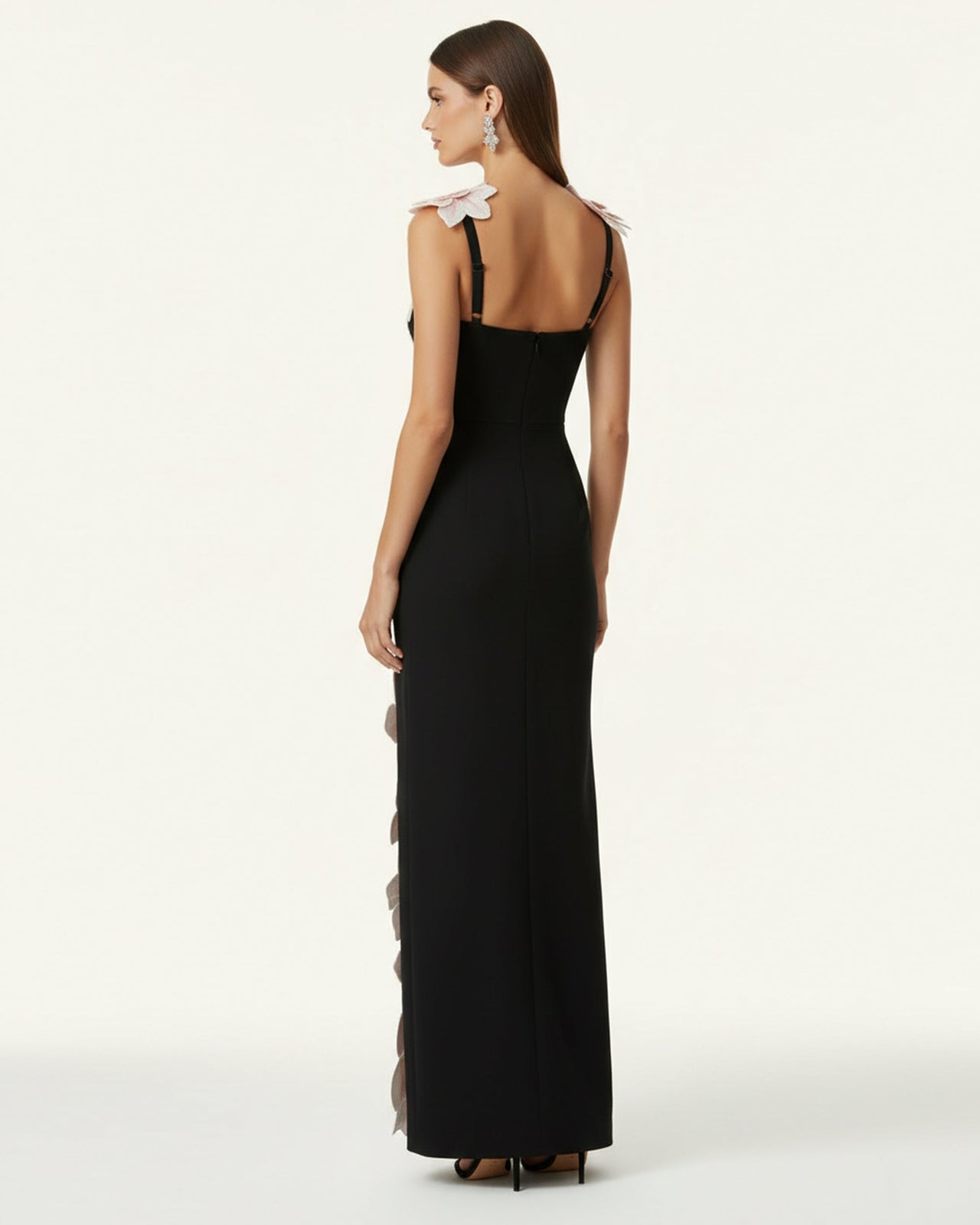 花刺繍ワンピース - ブラック/ピンク