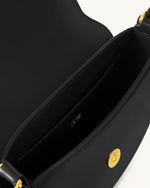 Diana リングフラップ サドルバッグ - ブラック