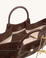 Maeve ダックスフンドメタルチャームトートバッグ - ダークブラウン